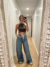 32” Inseam Extra Wide Leg Elastic Waistband Sweat Pant Jean