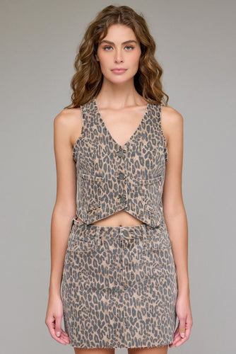 Cropped Fitted Cheetah Vest