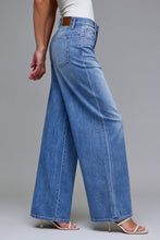 Medium Wash Clean Super Soft 33in Inseam Wide Leg