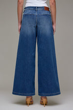 Dark Wash Stretch Nori 31in Inseam Super Wide Leg