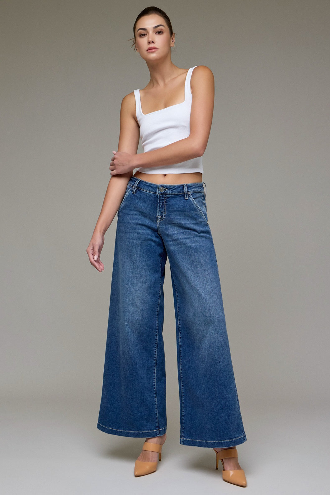Dark Wash Stretch Nori 31in Inseam Super Wide Leg