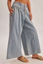 Wide Leg with Five Buttons Denim Pants