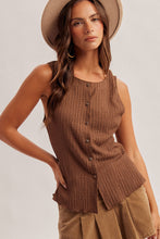 CRINKLE TEXTURED BUTTON DOWN SLEEVELESS TOP