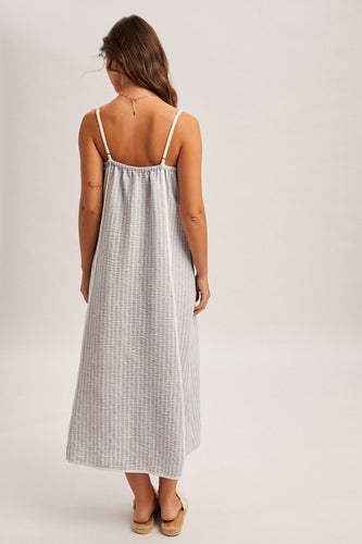 Contrast Piping Detail Sweetheart Neck Midi Dress