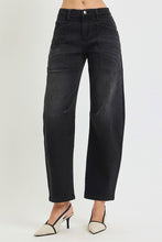 Mid Rise Barrel Patch Pocket Jeans