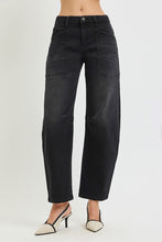 Mid Rise Barrel Patch Pocket Jeans