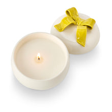Oleander Oak Bow Ceramic