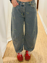 Embroidery Barrel Pants
