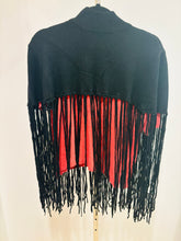 Alma Shrug in Black