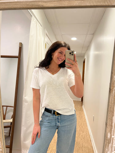 Short Sleeve V-Neck Boxy Tee in White