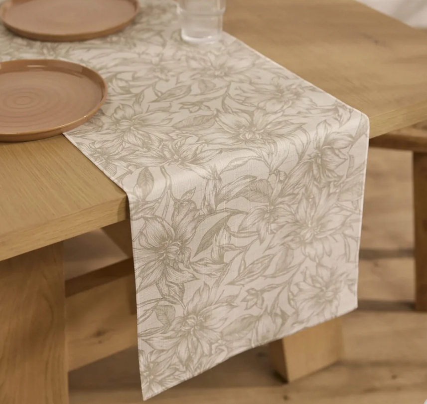 Geometry Table Runner