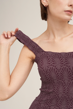 Lace Textured Square Top