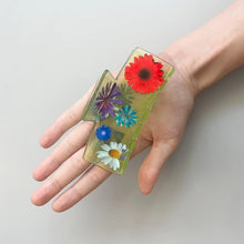 Box Claw in Flower