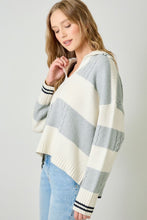 V-Neck Sweater in Ivory and Grey