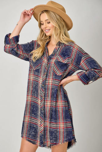 Rolled Up Sleeve Washed Plaid Shirt Dress in Washed Navy