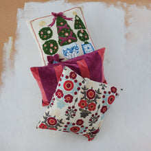 18” Square Cotton Chambray Pillow with Embroidered Floral Pattern